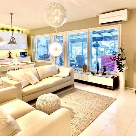 Design Guesthouse Laanila เอาลู ภายนอก รูปภาพ